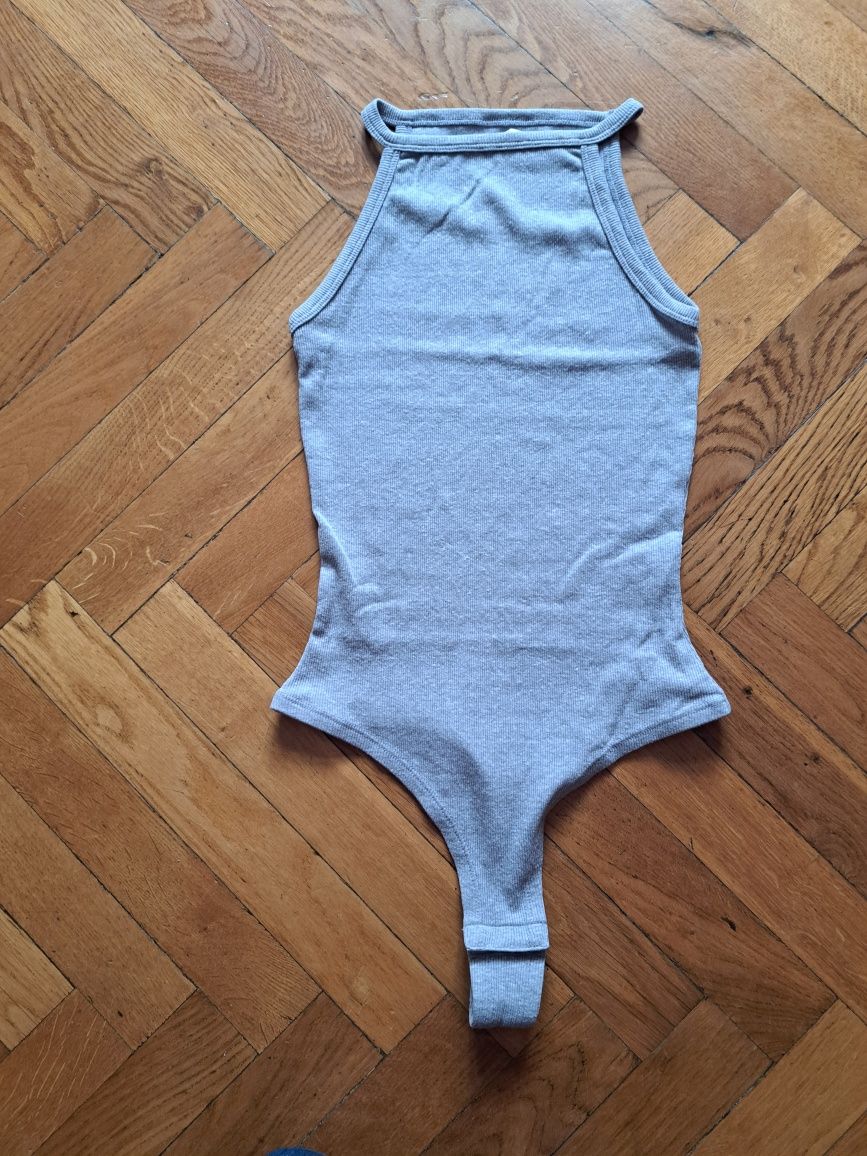 Pieces szare body stringi M/38