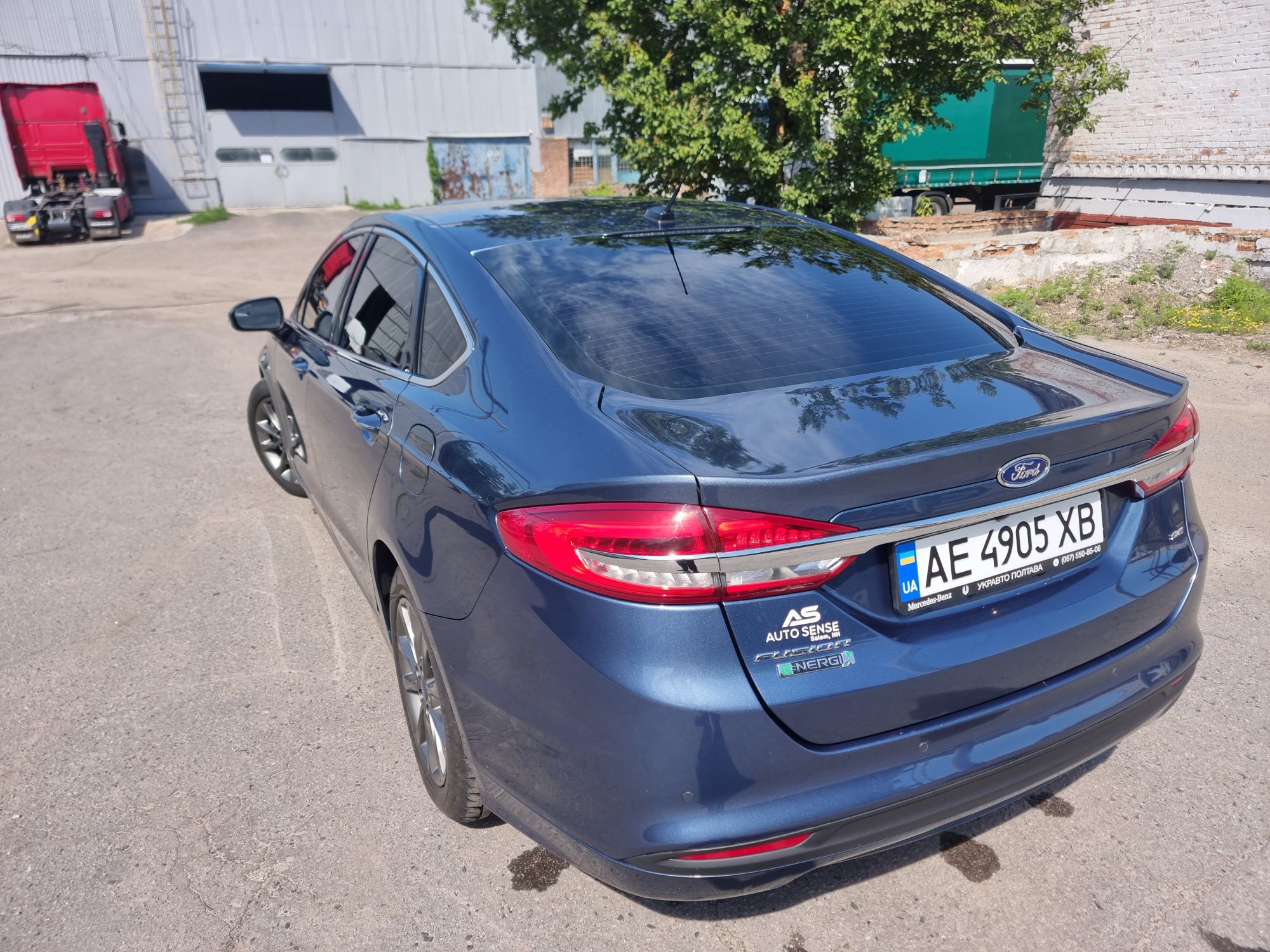 Ford Fuison Plugin hibrid