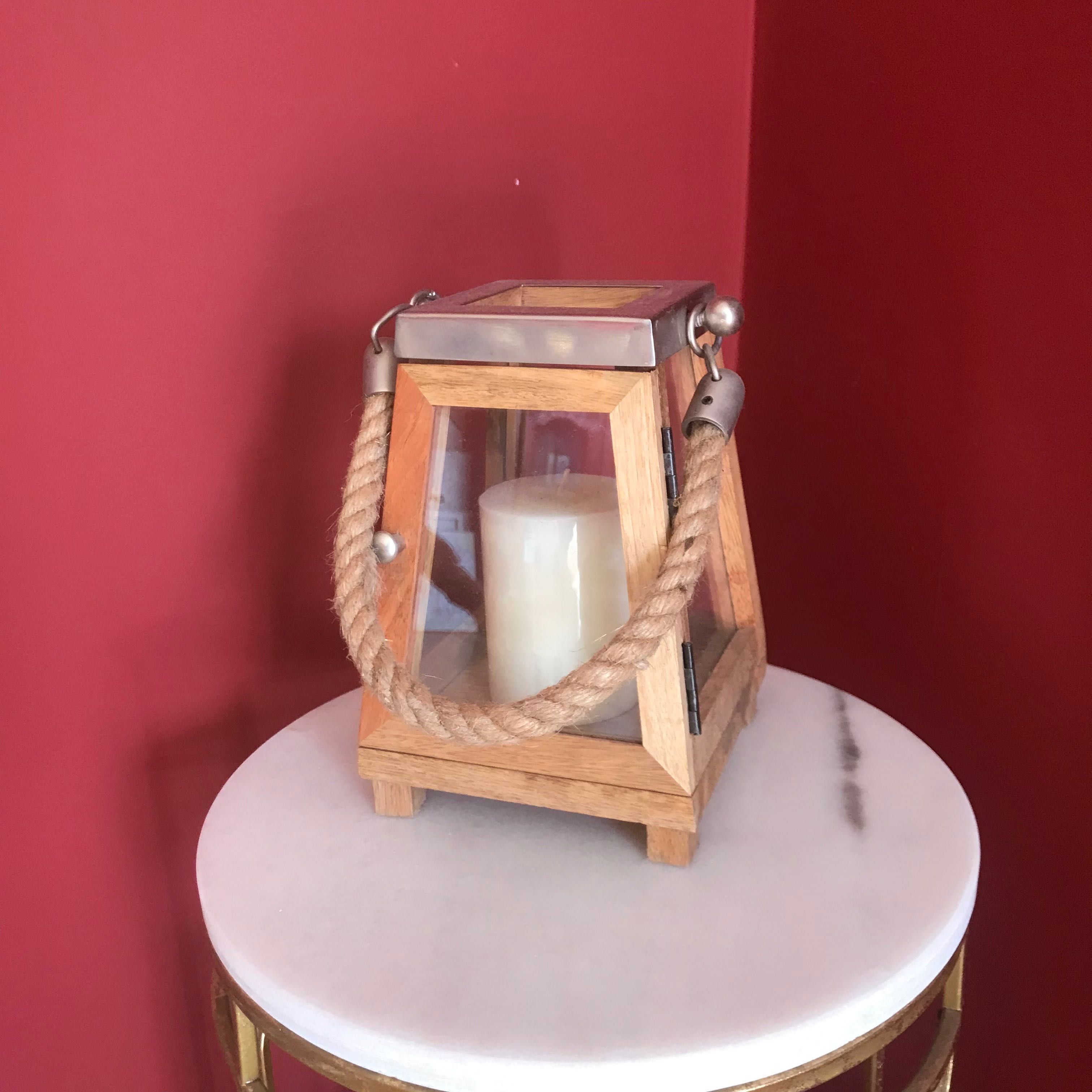 Lampion Drewniany Domek Latarnia drewno Szkło z drzwiczkami UK