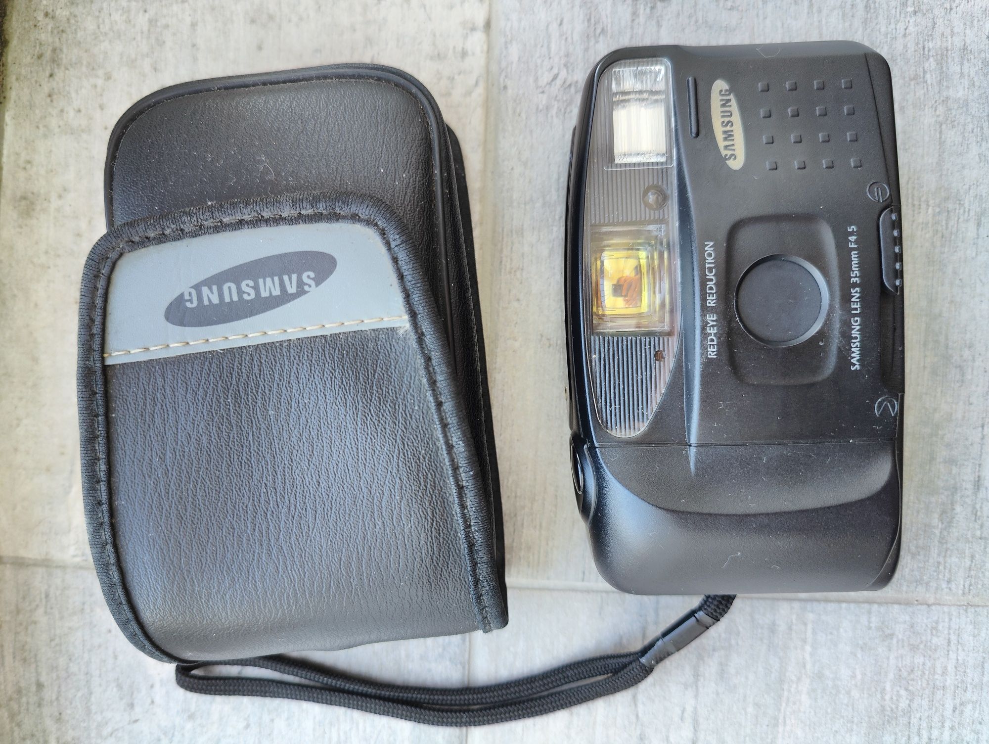 Плёночный фотоаппарат Samsung FF-222