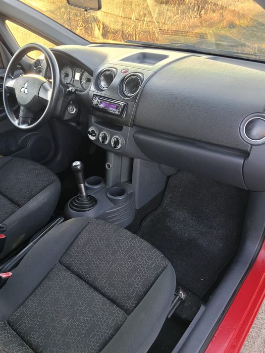 Mitsubishi Colt lift 1,125 benzyna  2009r