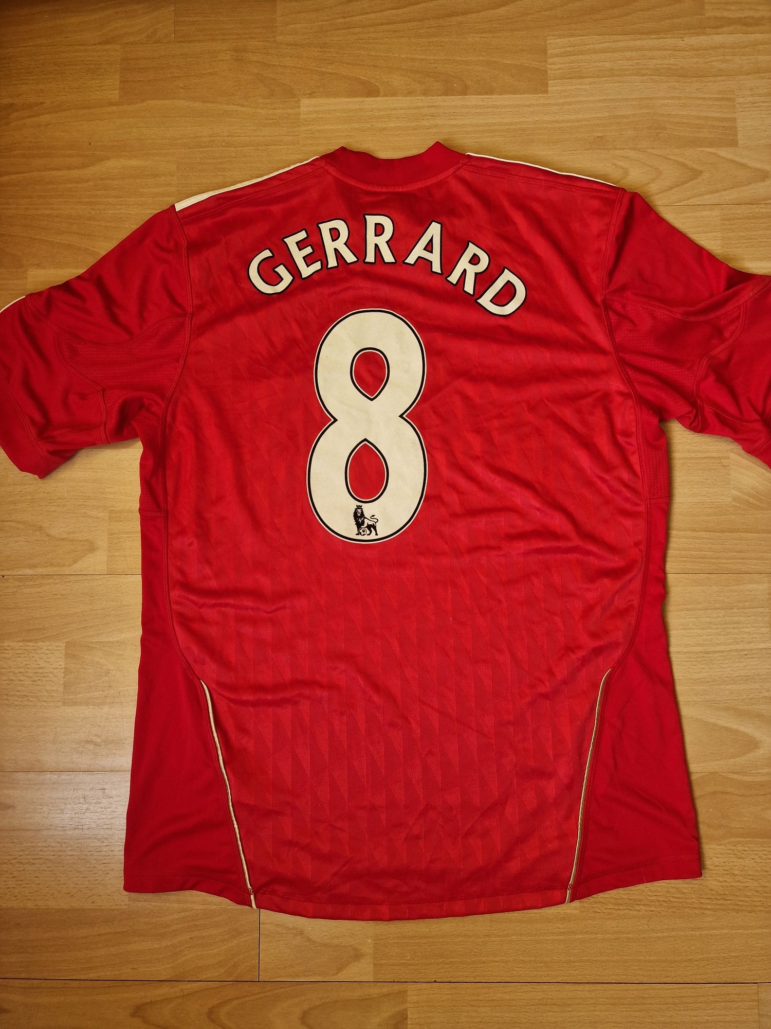 Liverpool football jersey Gerrard vintage