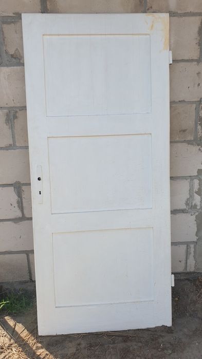 Stare drzwi drewniane