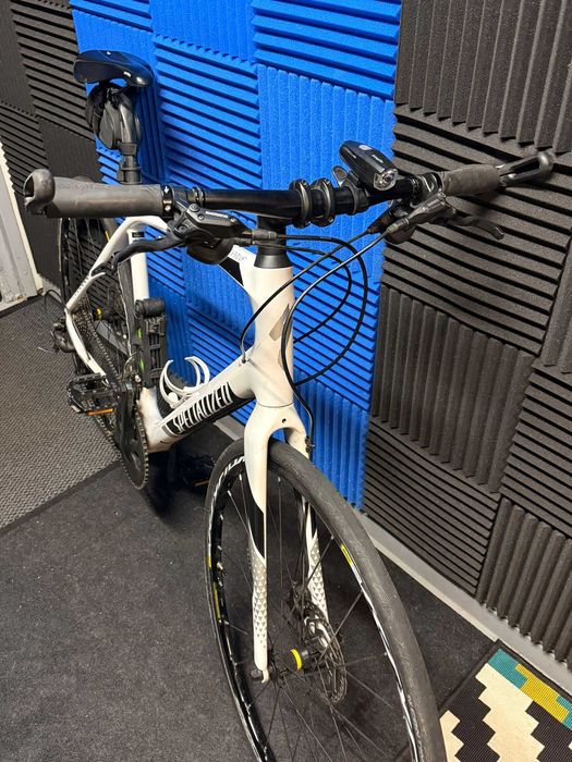 Specialized Sirrus 5.0 L – karbon, po serwisie