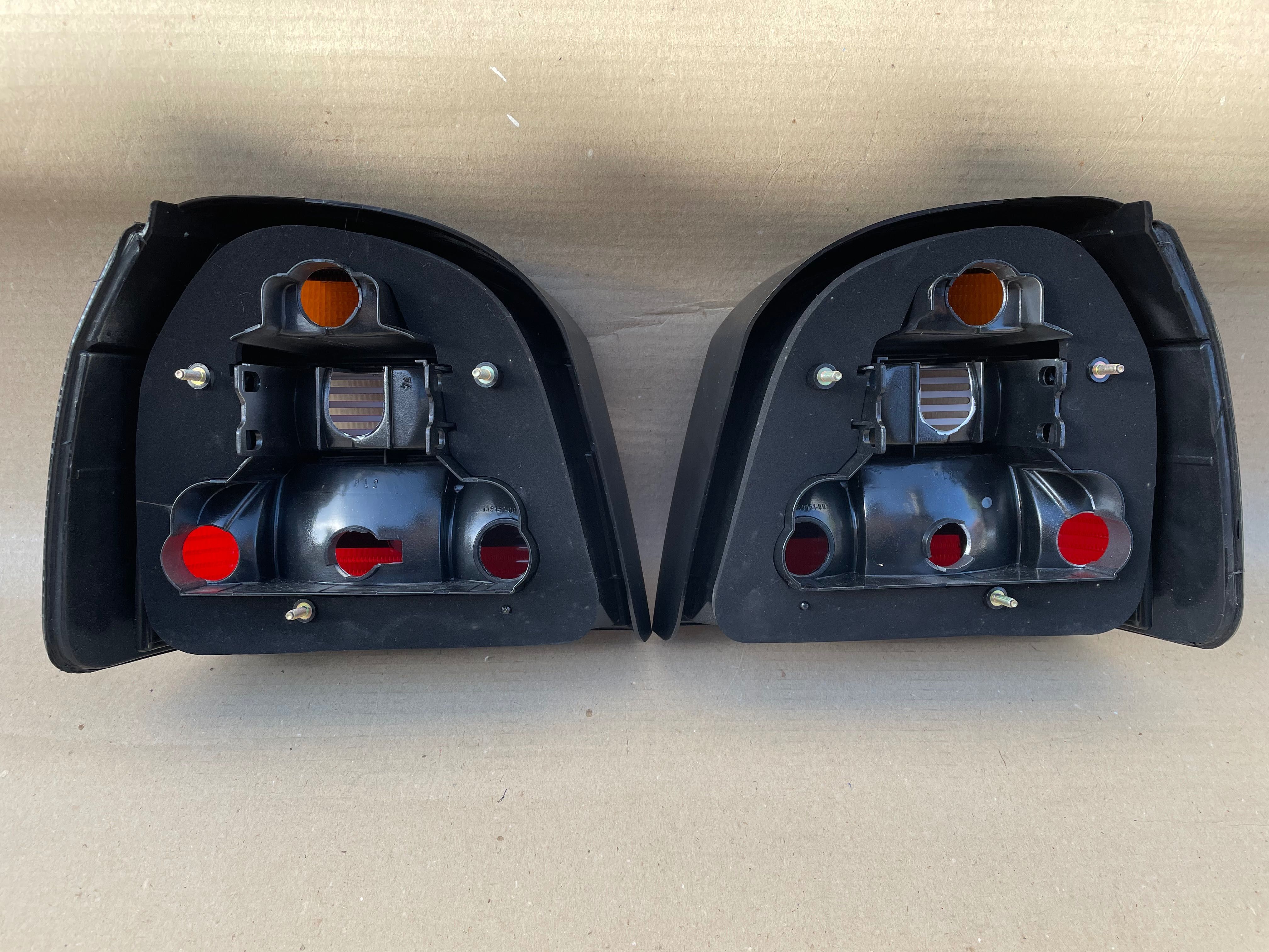 Farolins Golf 3 Hella Carbon Style (NOVOS)