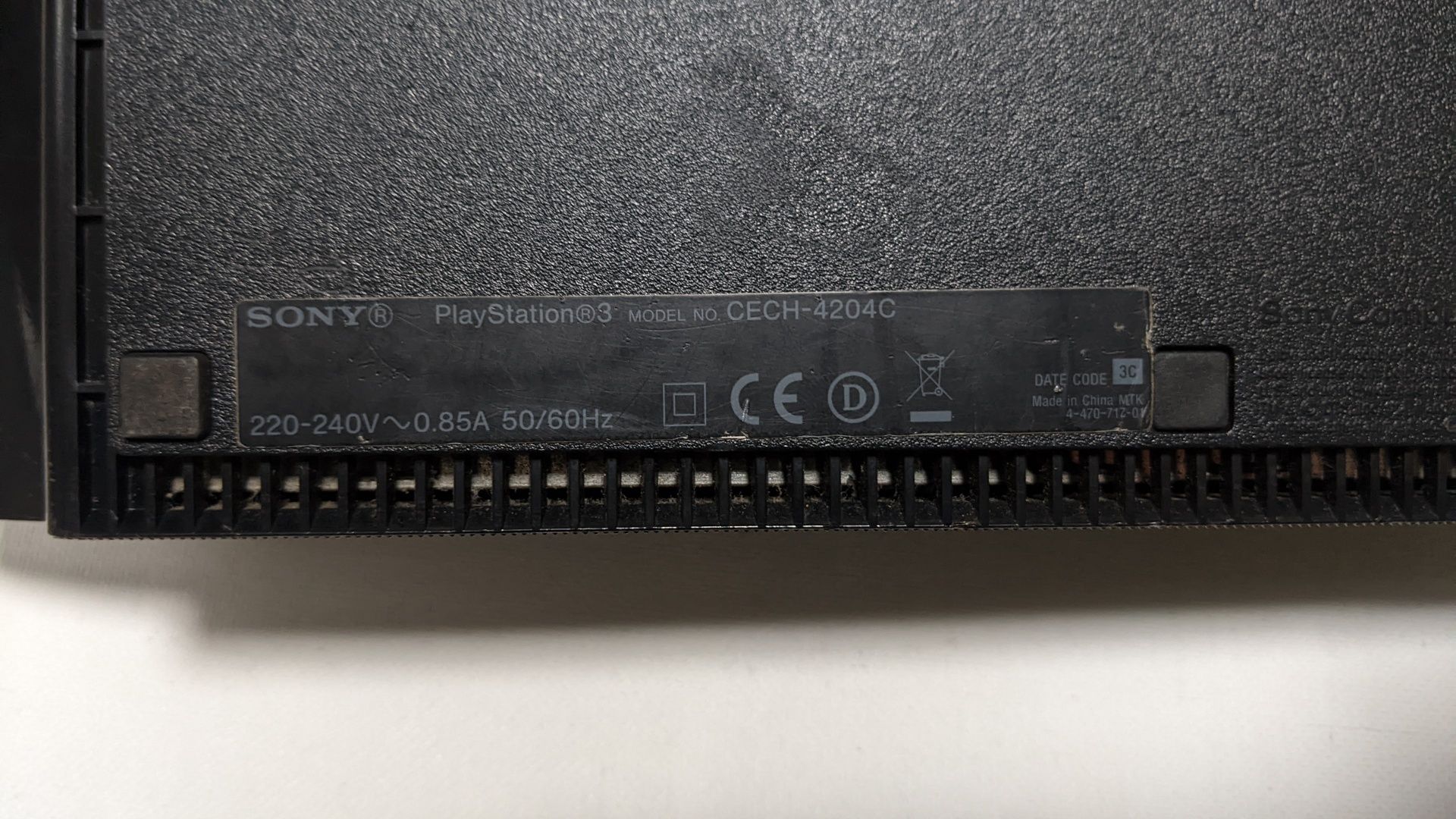 Ігрова консоль Sony PlayStation 3 SuperSlim 500Gb