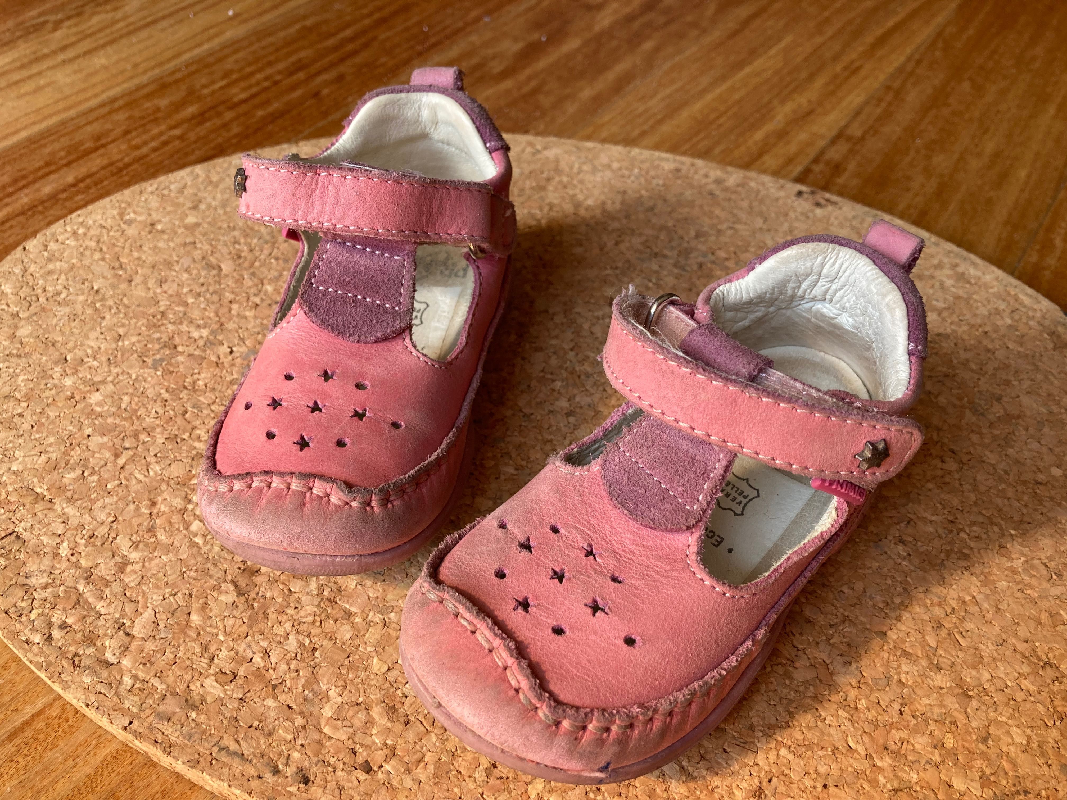 Skórzane sandałki Primigi dziewczęce rozm. 21 (dł. wkładki 13,5 cm)