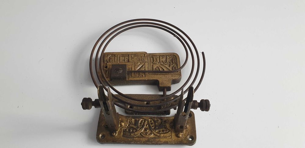 Starocie z Gdyni - Stare narzędzia - gong do zegara niemiecki