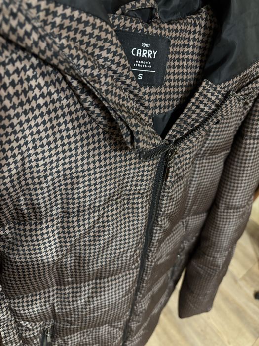 Damska kurtka zimowa Carry