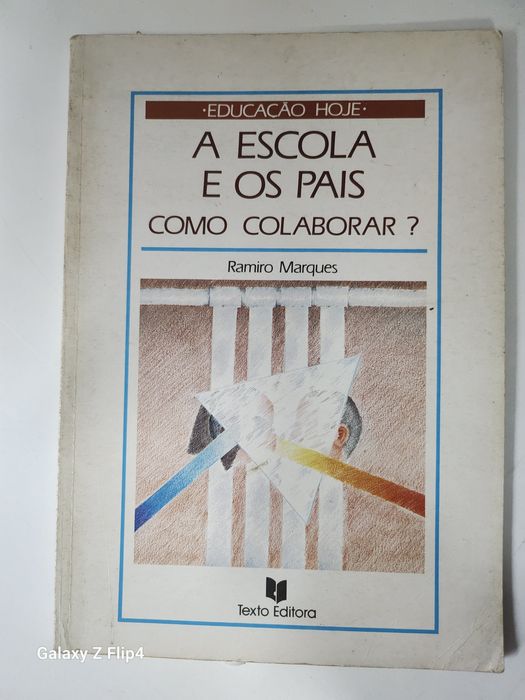 Vários livros de diversos temas.