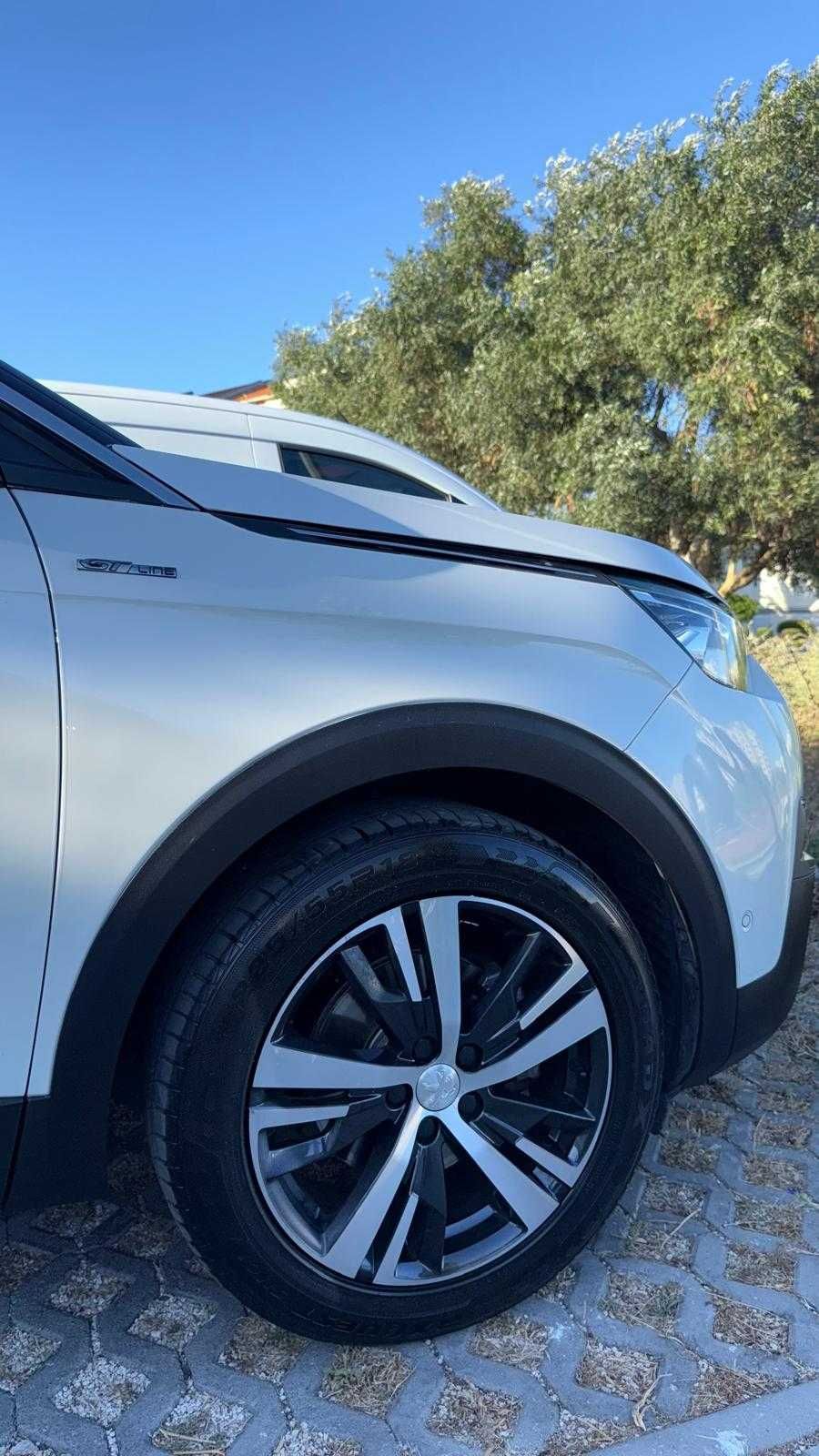 Peugeot 5008 GT Line 1.5 BlueHDi Automático – 2018 – 7 Lugares