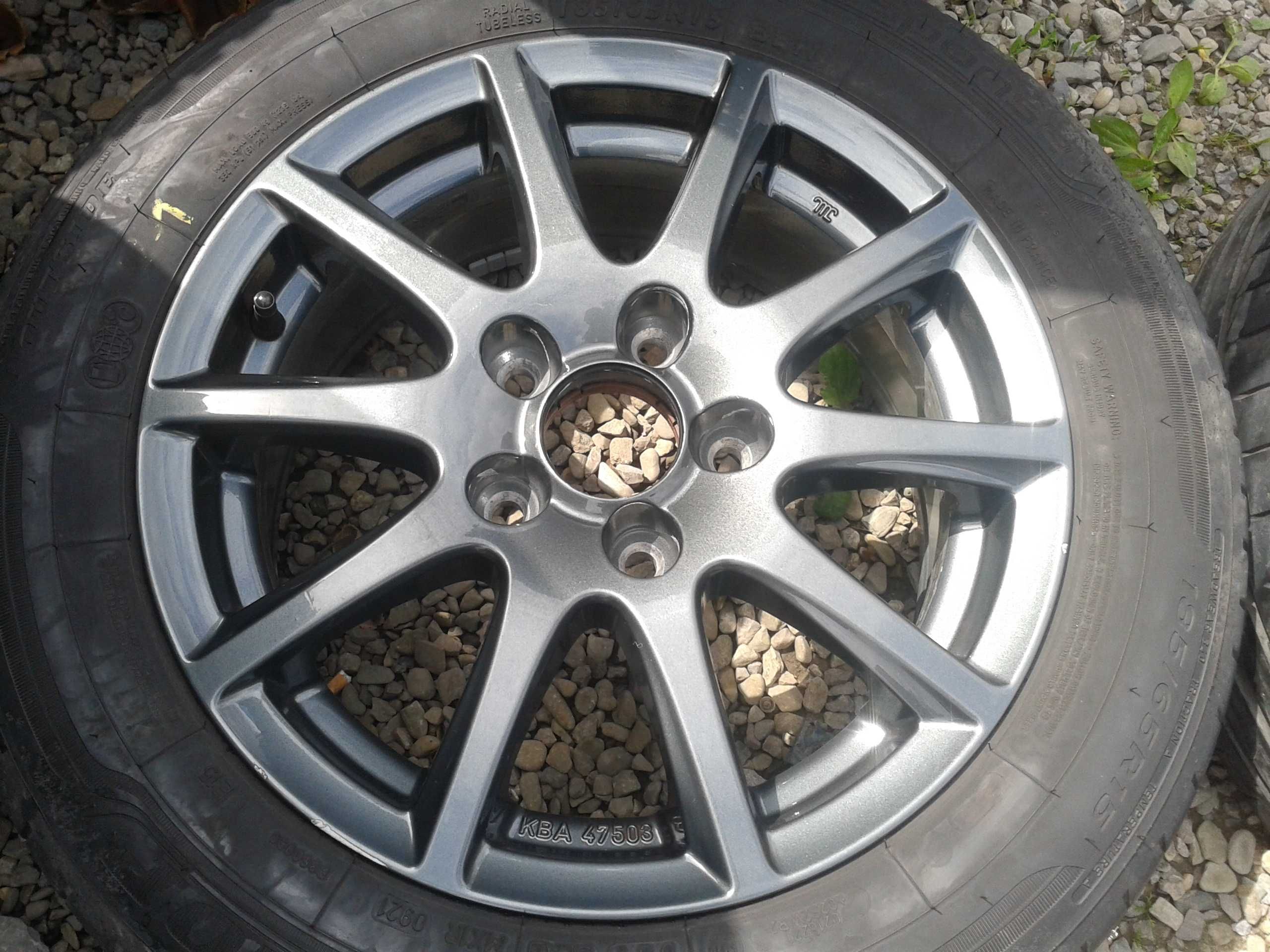 kola r15 rial szare renault megane honda toyota auris suzuki 5x114,3