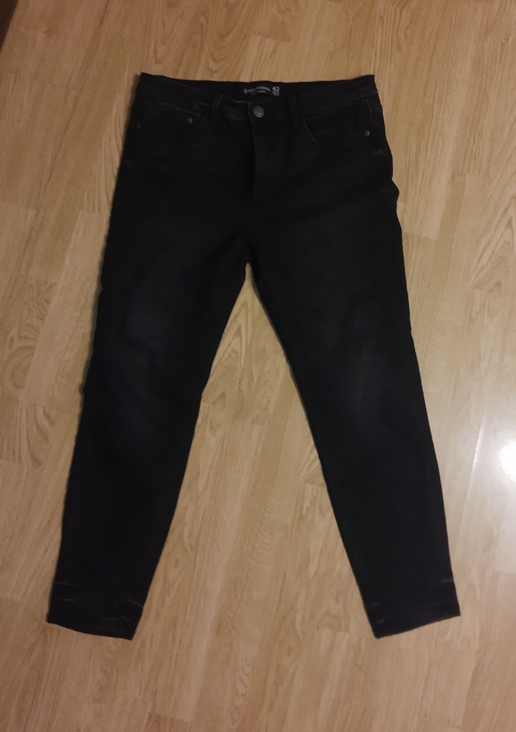 Nowe jeansy Skinny Fit regular waist rozmiar 42