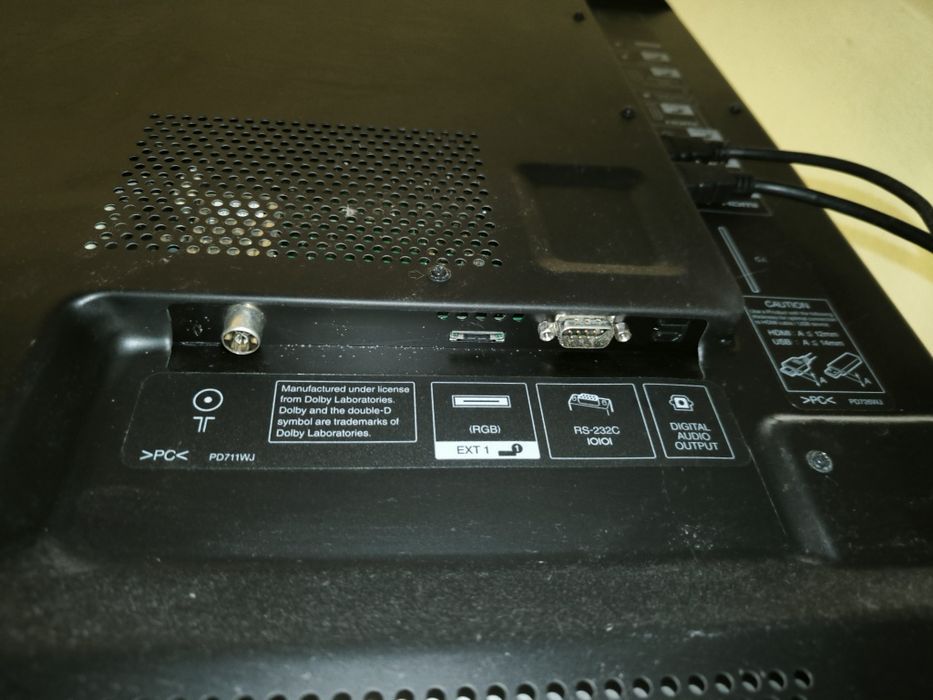 LED телевізор Sharp LC-40LE810E діагональ 40 дюймів