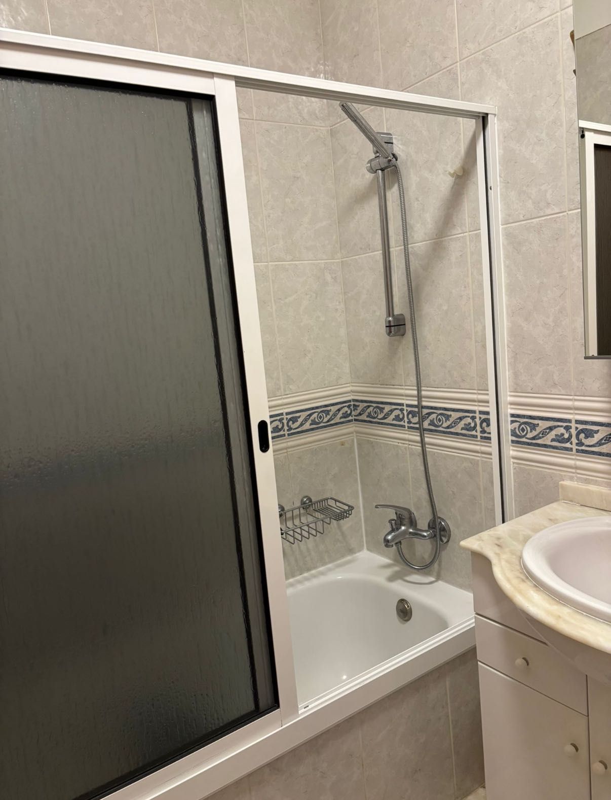 Apartamento T2 mobilado (Lamaçães/Braga)