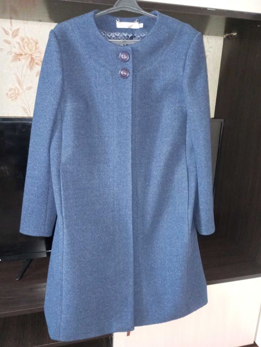 Шикарне жіноче пальто 50 р