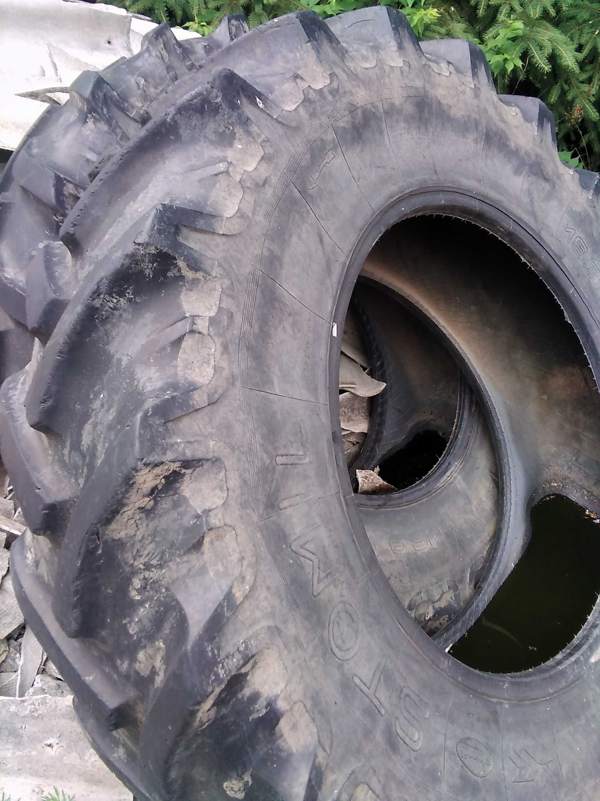 Opony 16,9R30 18R19,5 460/70R19,5 18,4R26 18,4R30 750R18 12,5R20 16R20