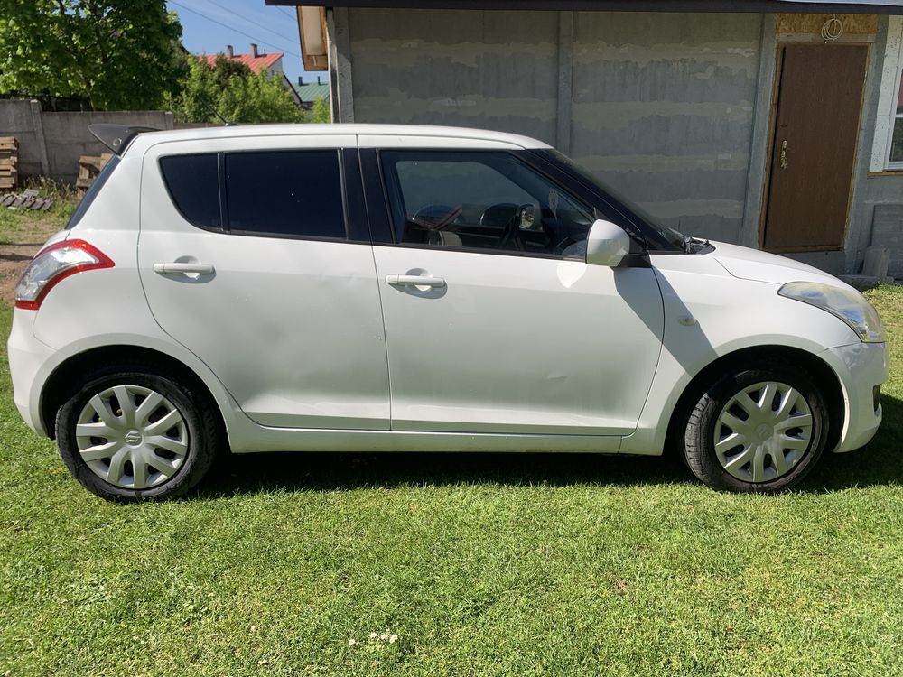 Suzuki Swift 2011