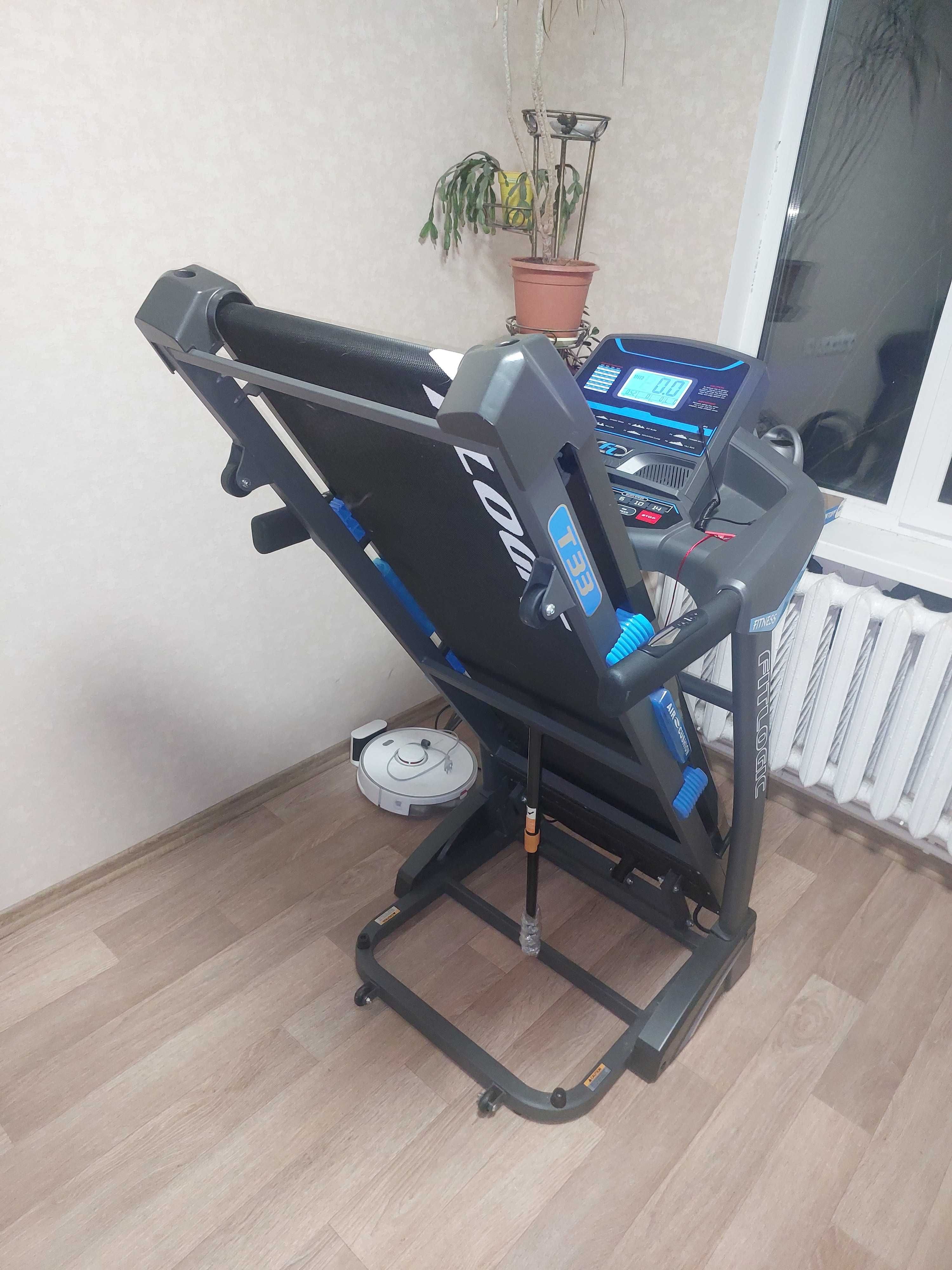 Бігова доріжка fitlogic T33