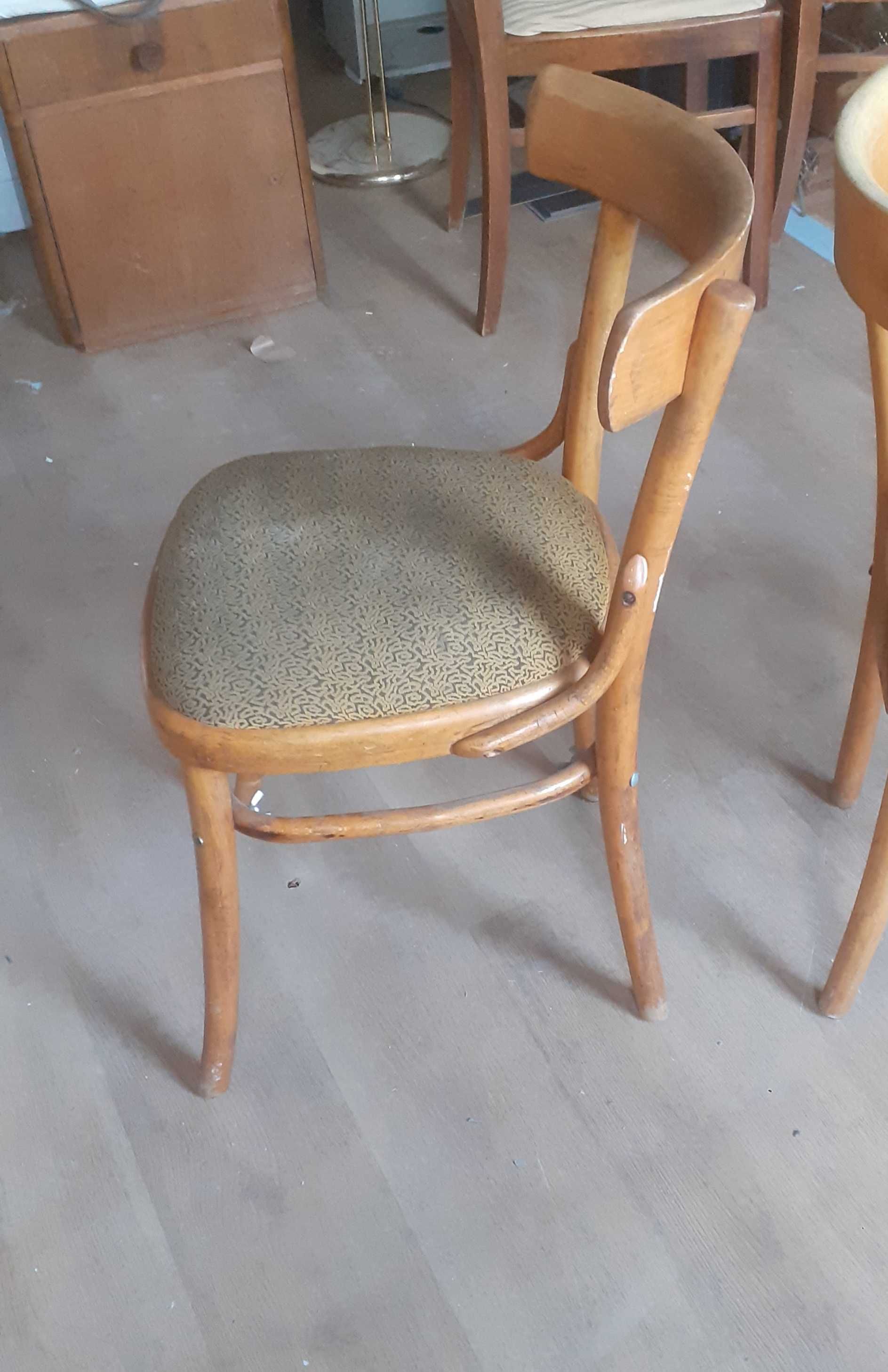 Stare krzesła gięte tapicerowane 2 sztuki