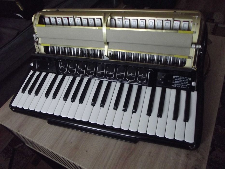 Akordeon Hohner Atlantic IIIP 120 bas