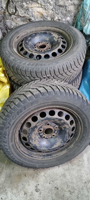 Felgi stalowe z oponami 5*112 Volkswagen Passat B6 205/60 R16