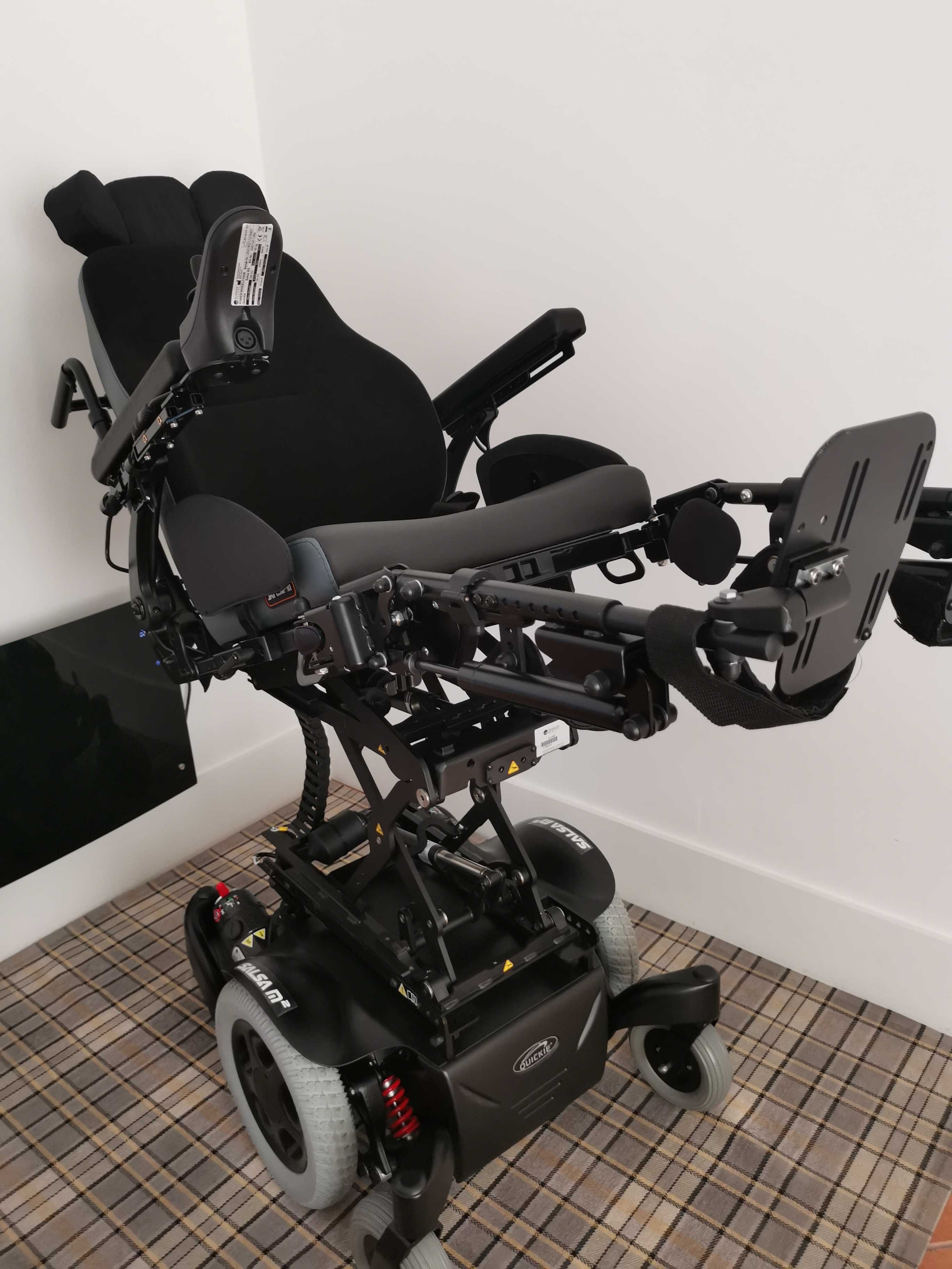 Cadeira de rodas elétrica Quickie Salsa M2