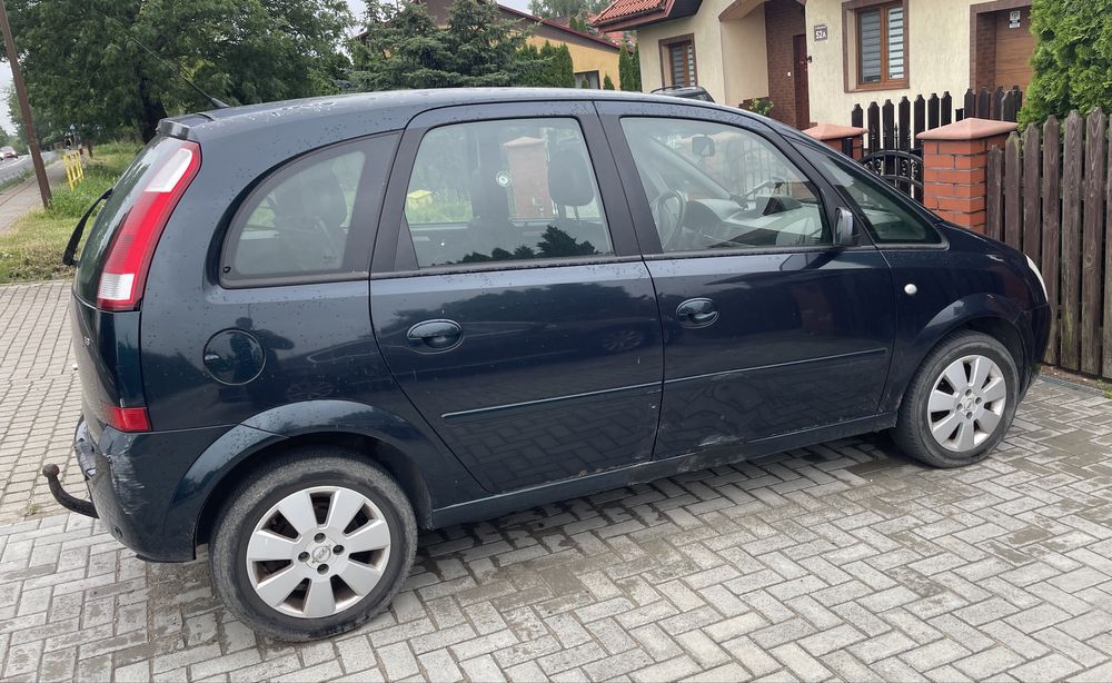 Opel Meriva A 1,6b 100km lpg hak