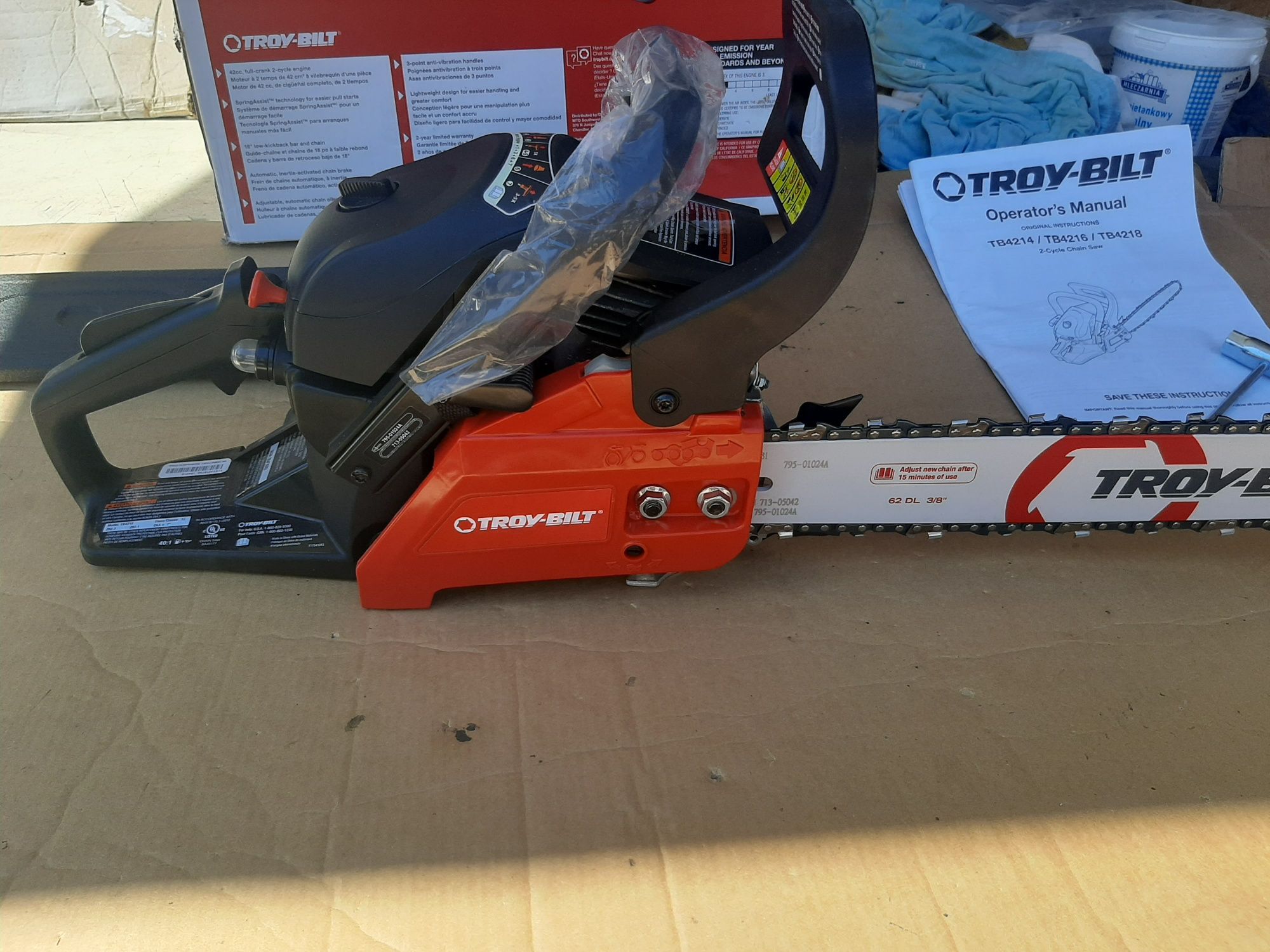 Бензопил Troy-bilt TB4218