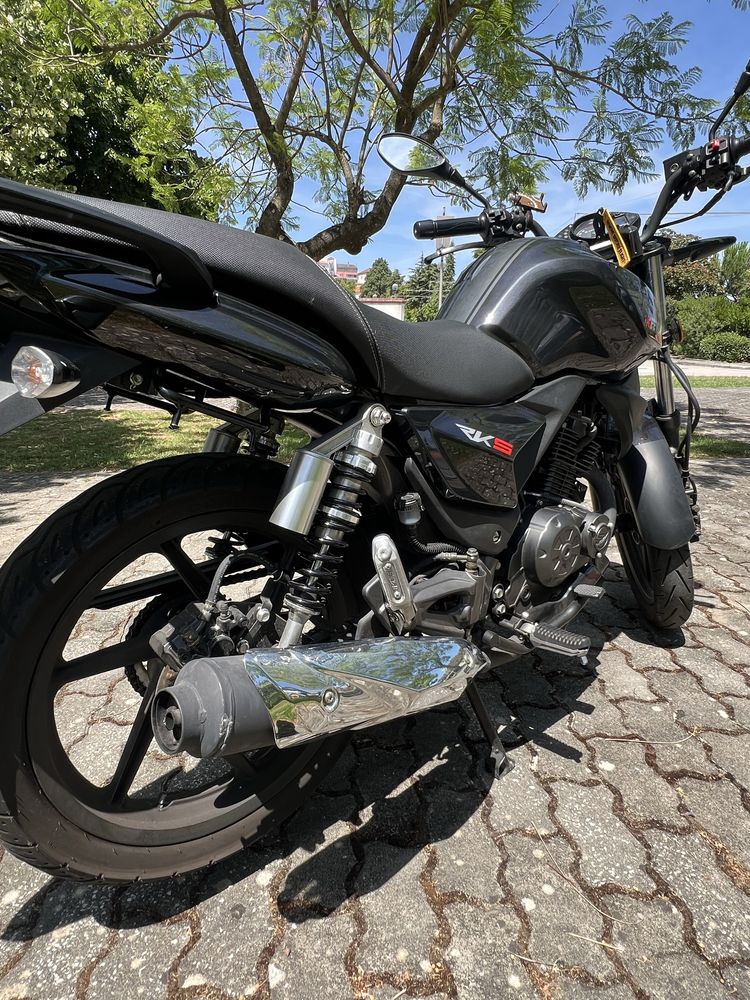 Keeway RKS 125  Semi-Nova