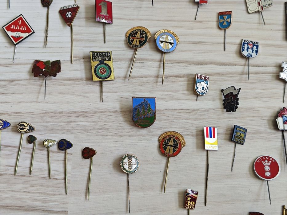 Kolekcja wpinek 90 sztuk_wpinka przypinka