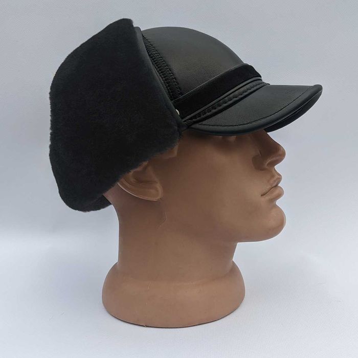 Шапка ушанка из овчины и натуральной кожи