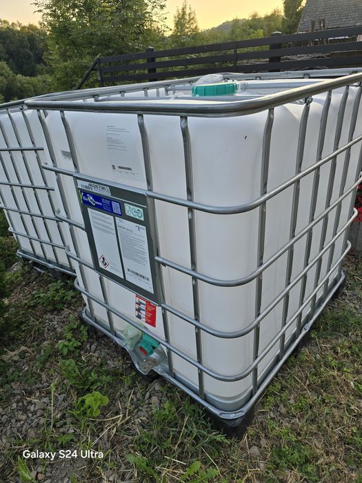 Mauzer beczka 1000l czysty na wode pitna