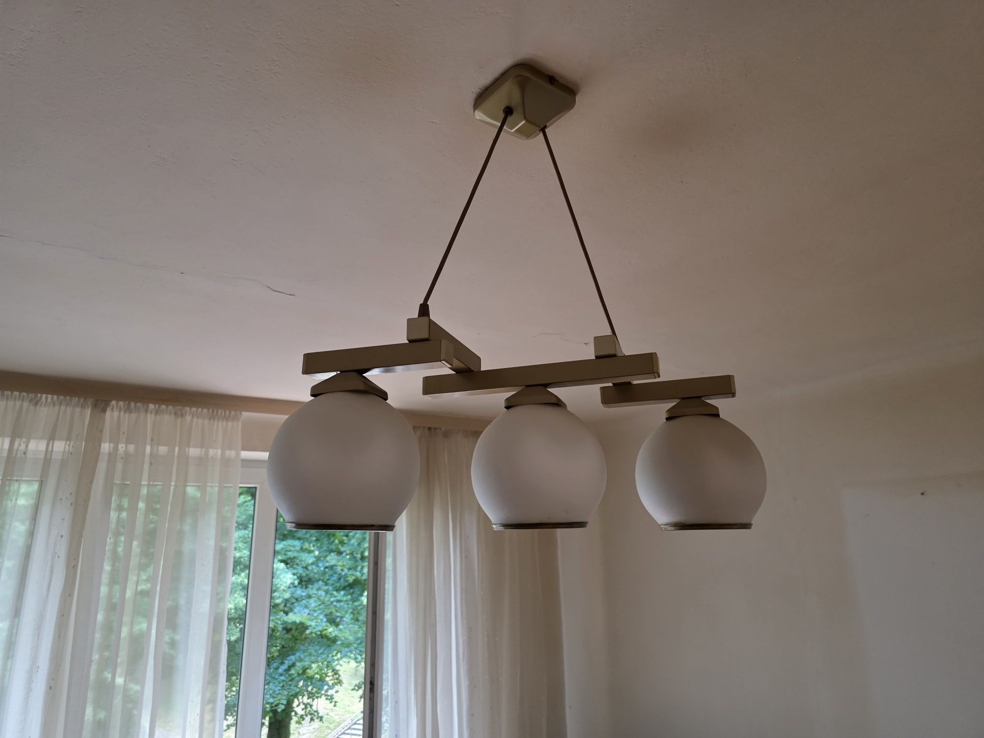 Zestaw lamp sufitowych i ściennych