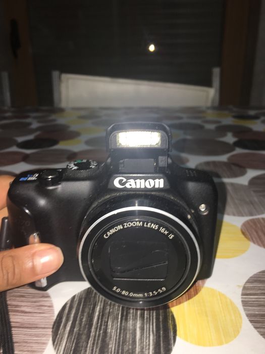 Câmara canon (em excelente estado)