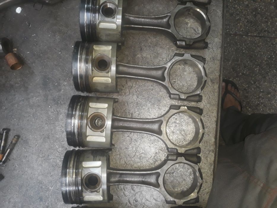 Шатуны Land Cruiser 4.2 турбо