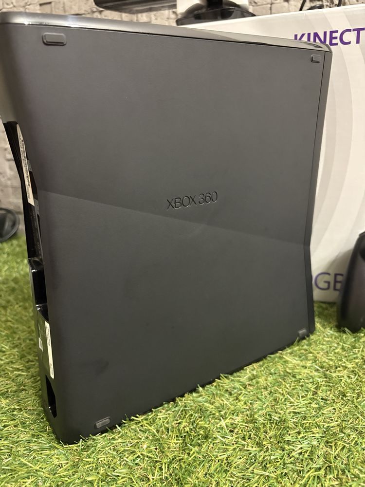Приставка XBOX 360 NTCS J 100v original