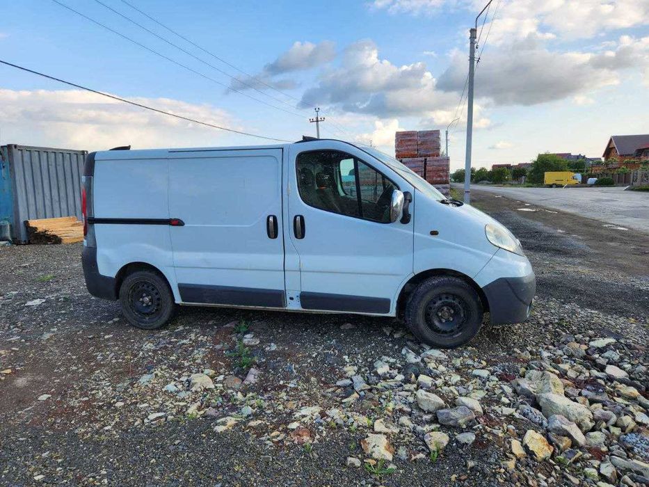 Свій  Опель Віваро