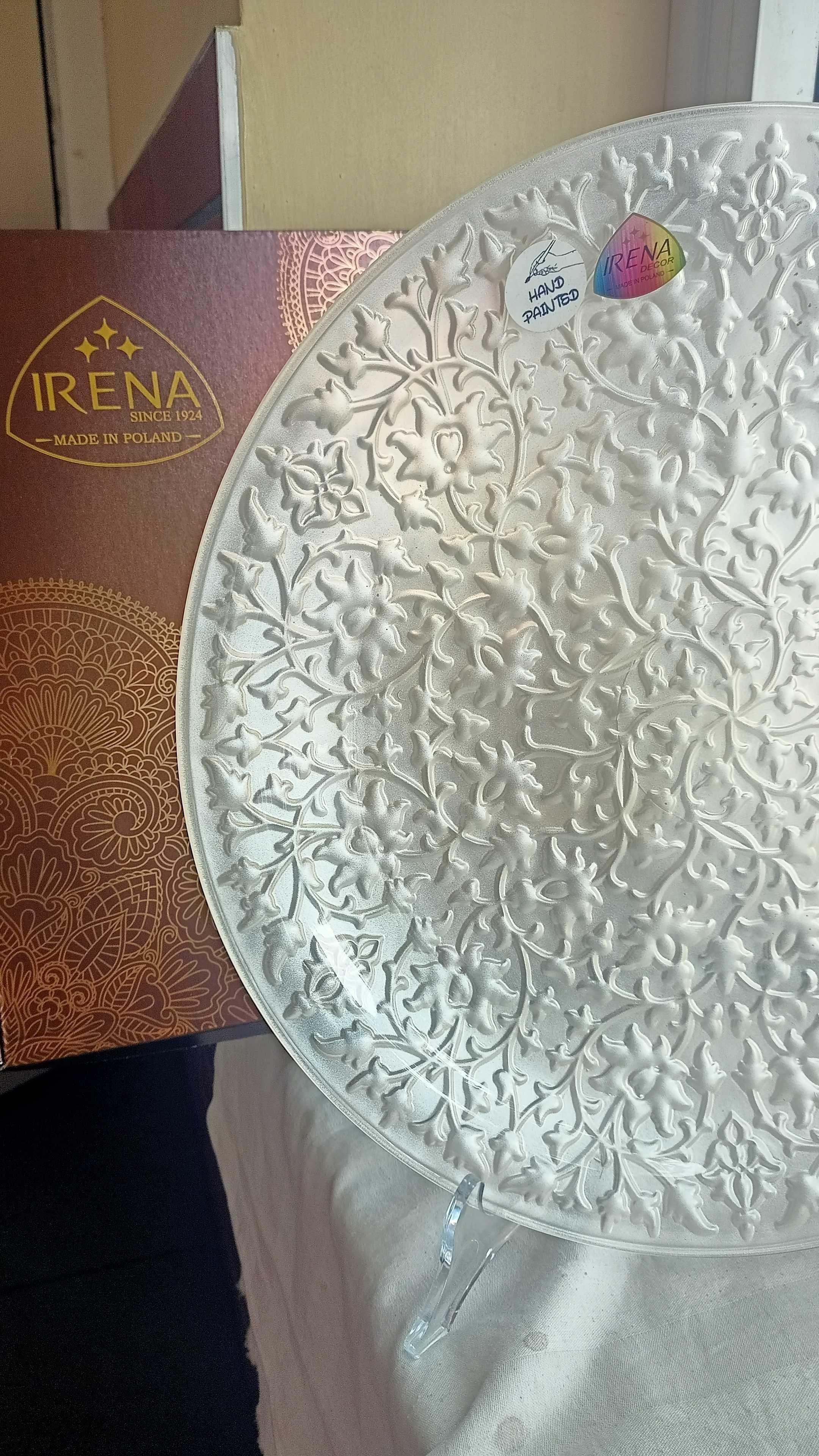 Patera biała sygnowana katalog Huta Irena Inowrocław