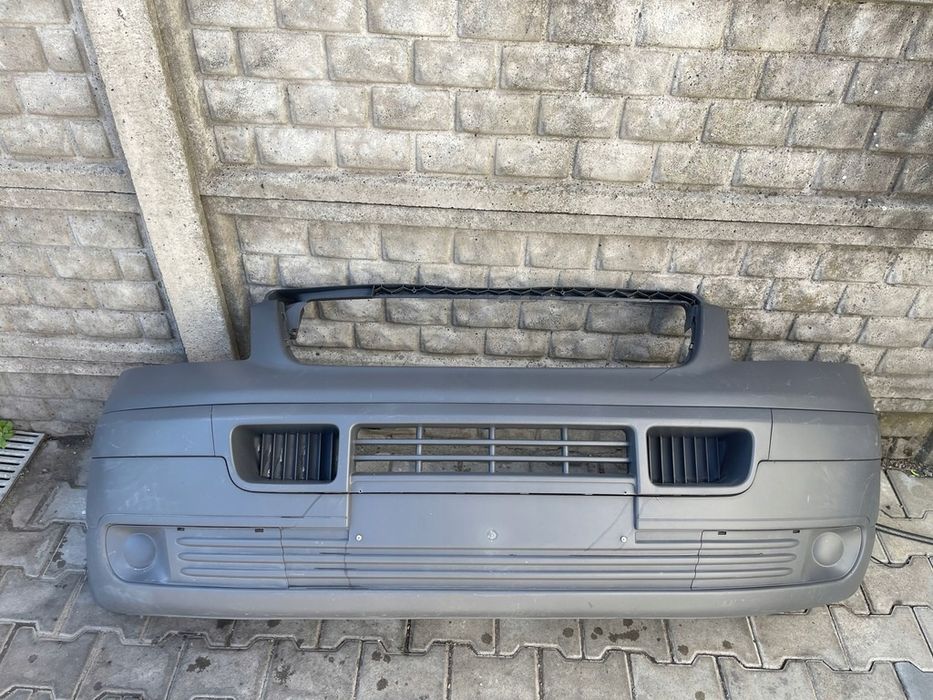 Передній бампер Фольксваген Т5 з 2005р по 2010р Volkswagen