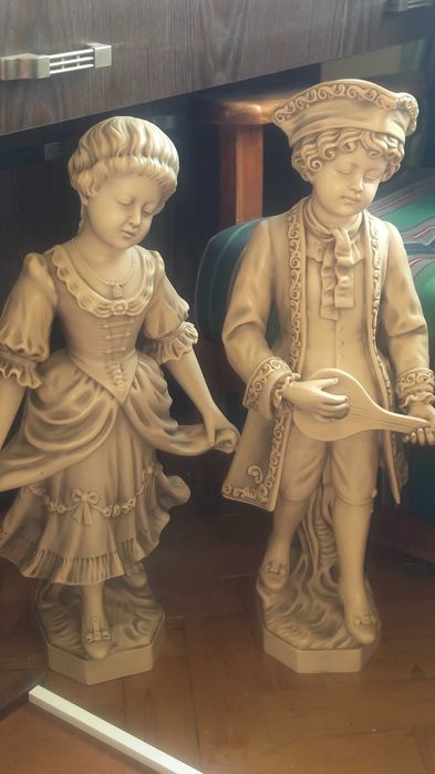 Casal de Estatuetas decorativas interior ou exterior