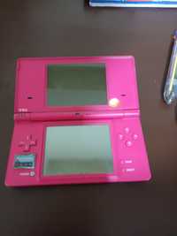 Nintendo DSi cor-de-rosa