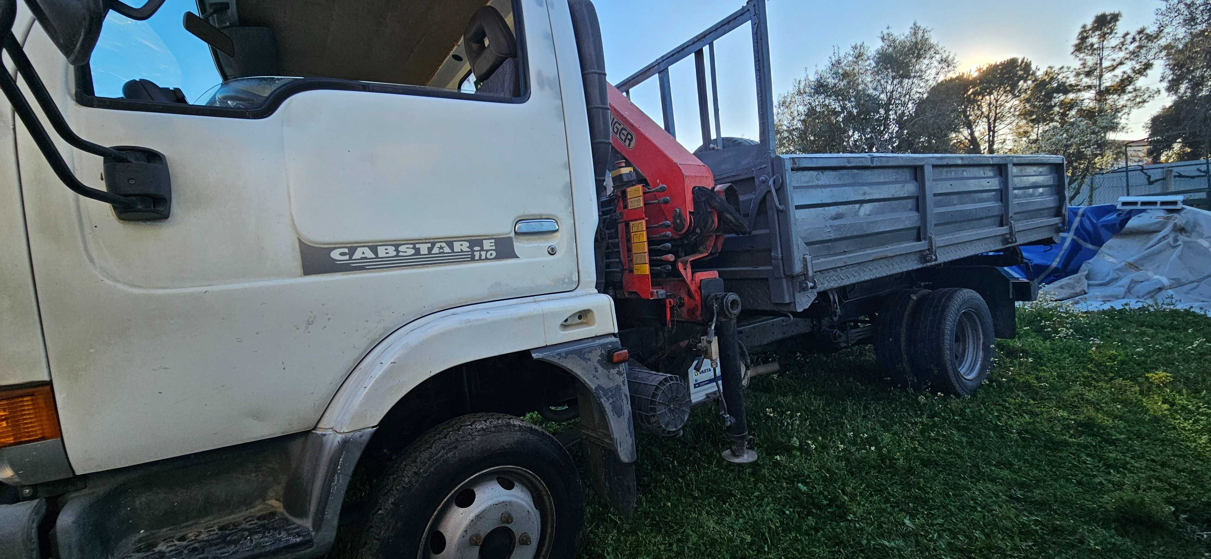 Carrinha Nissan Cabstar 3.5T Tribasculante