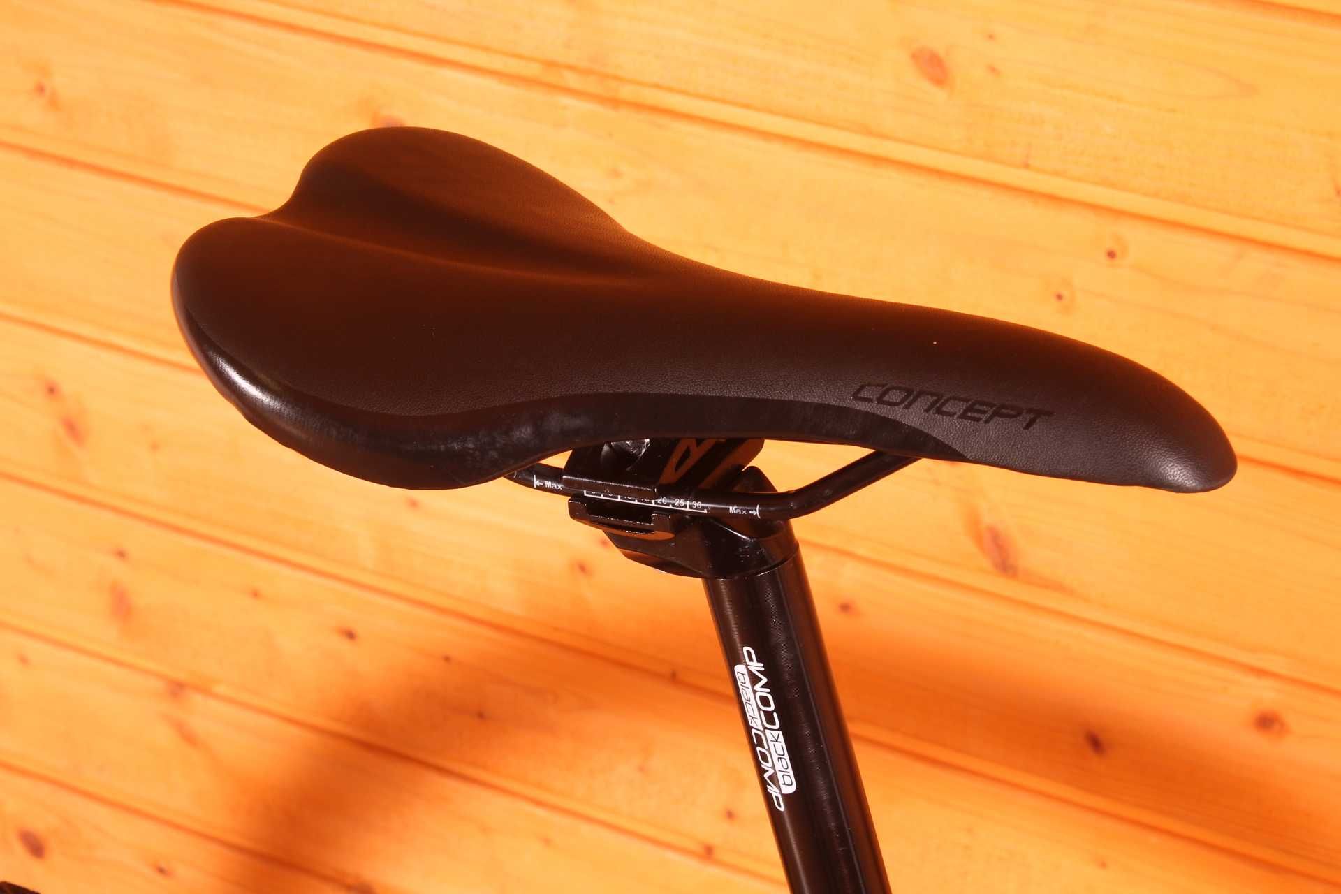 Rower Univega Cross Series 28'', Deore, Hydraulic Disc, blokada, IGŁA