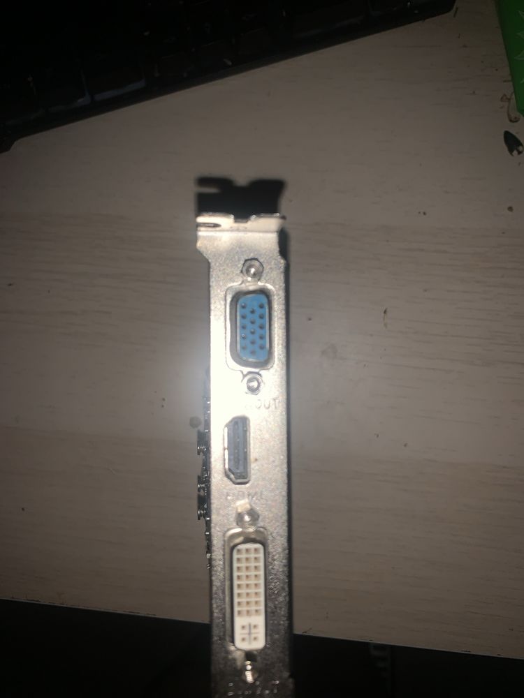 GT 430 1GB DDR3 – sprawna karta graficzna do podstawowych zadań