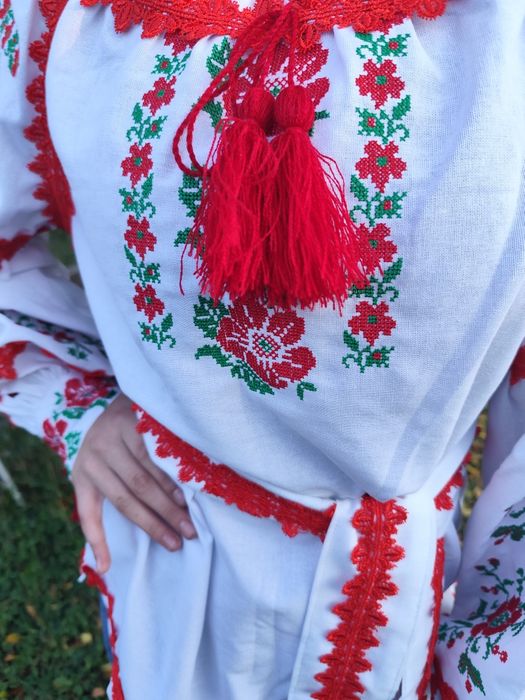 Вишиванки від 1500 грн.Плаття від 2500 грн