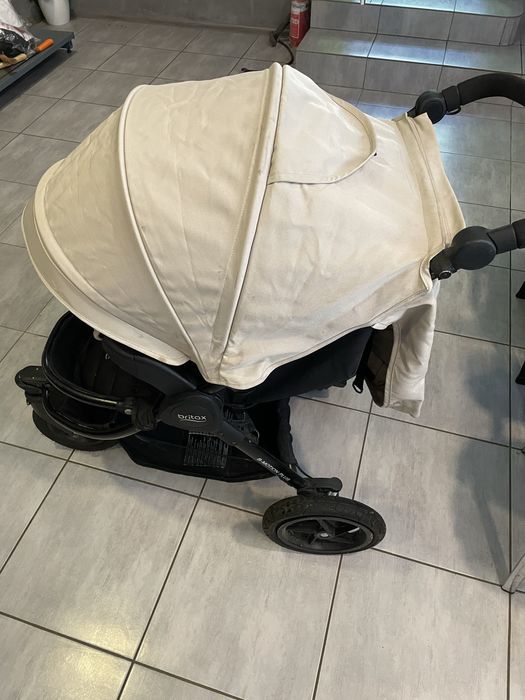 Коляска дитяча Britax разом з теплим чрхлом та рукавичками