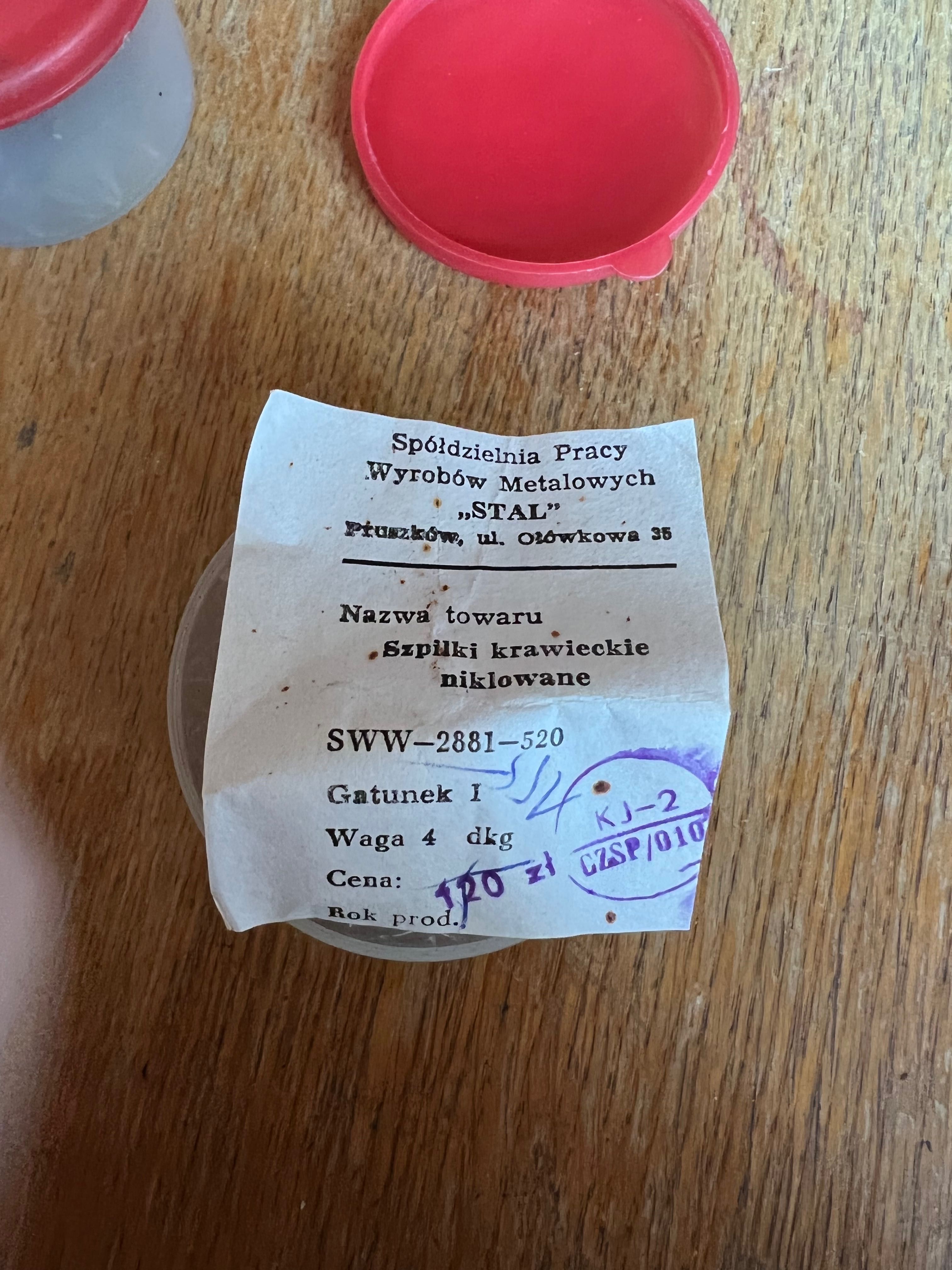 wstążki szpulki szpilki krawieckie wstążka plastikowe