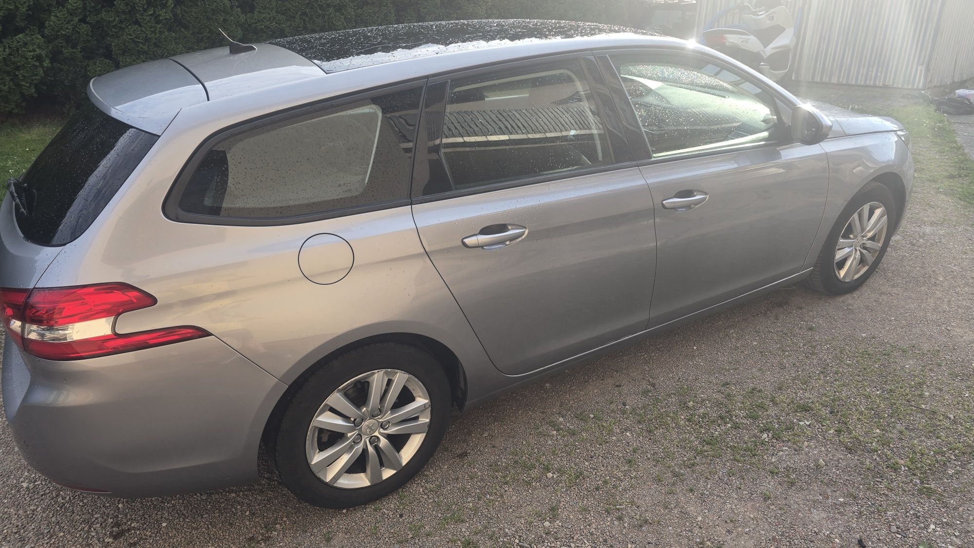 Peugeot 308 SW Klima Kamera Panorama Dach
