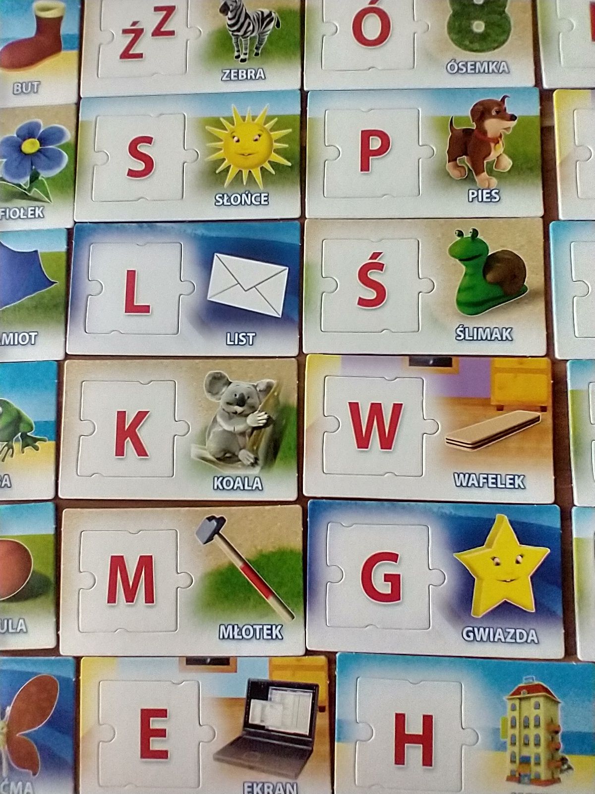 Alfabet - gra dwujęzyczna, Uczę się alfabetu Peppa - puzzle z literami